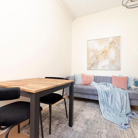 شقة Joivy Modern Flat In City Centre - For Up To 3 Guests إدنبرة المظهر الخارجي الصورة